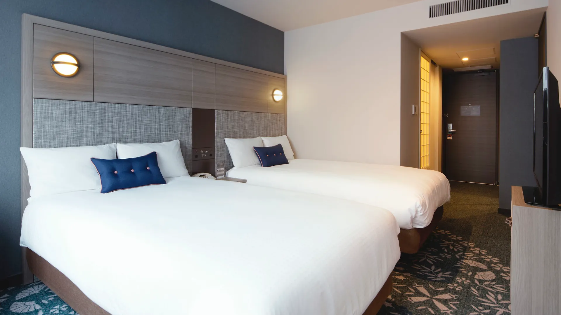 Mercure Tokyo Ginza 4*,